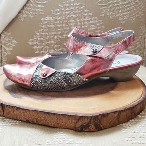 UTV | FEMININE MARY JANE METALLIC ROSE SNAKESKIN